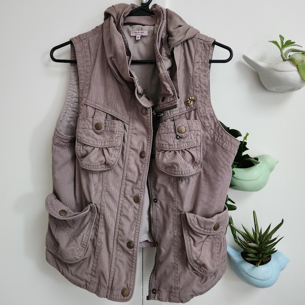 Size M Sashimi Taupe Utility Vest with Hoodie